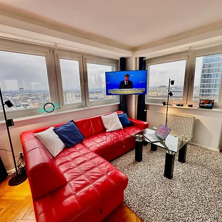Sawa 6 Metro Fast Wifi 70'Tv Panorama Hbo, Netflix, Dsiney+ Apartment Warsaw Exterior photo
